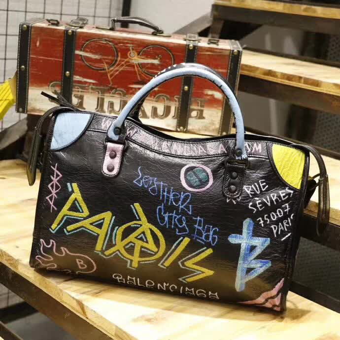 BALENCIAG巴黎世家 塗鴉機車包 QC059 爆裂紋羊皮 手提肩背斜挎包  BL1852